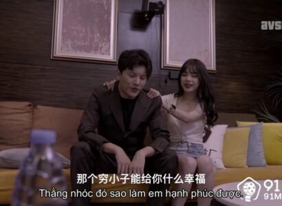 sex in pool Cô gái hấp dẫn đã từ bỏ cuộc sống của mình để đóng góp cho giới giải trí